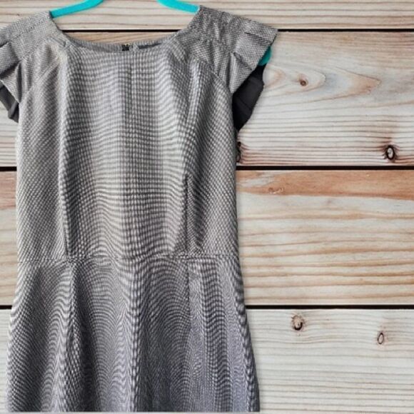 Kenneth Cole Polyester Ruffle shift MIDI Dress Dark Grey Size 6 - Picture 3 of 7